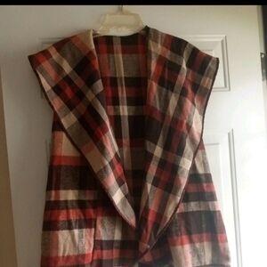 Women's Orange brown plaid flannel vest. Size Medium Bust: 36"